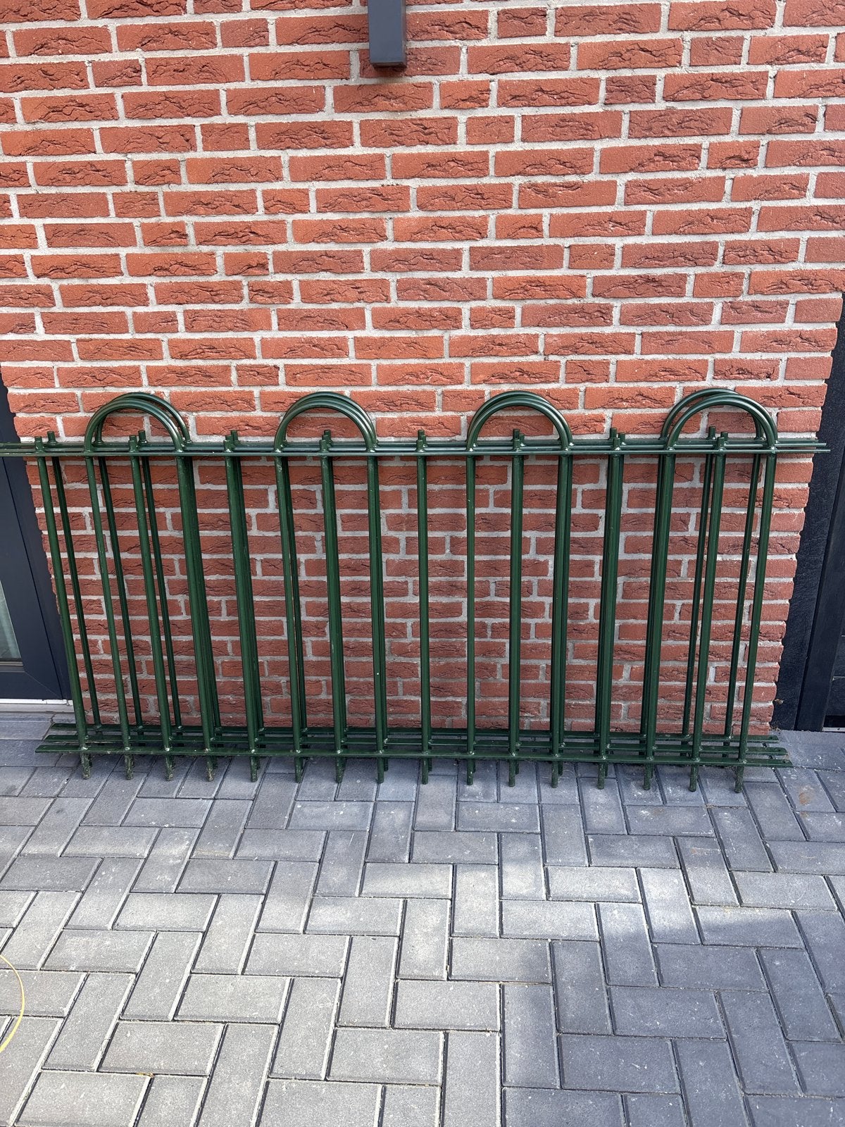 3 Groene stalen hekken - 196cm breed, 100cm hoog, Tuin en Terras, Ophalen, Gebruikt, IJzer, Spijlenhekwerk