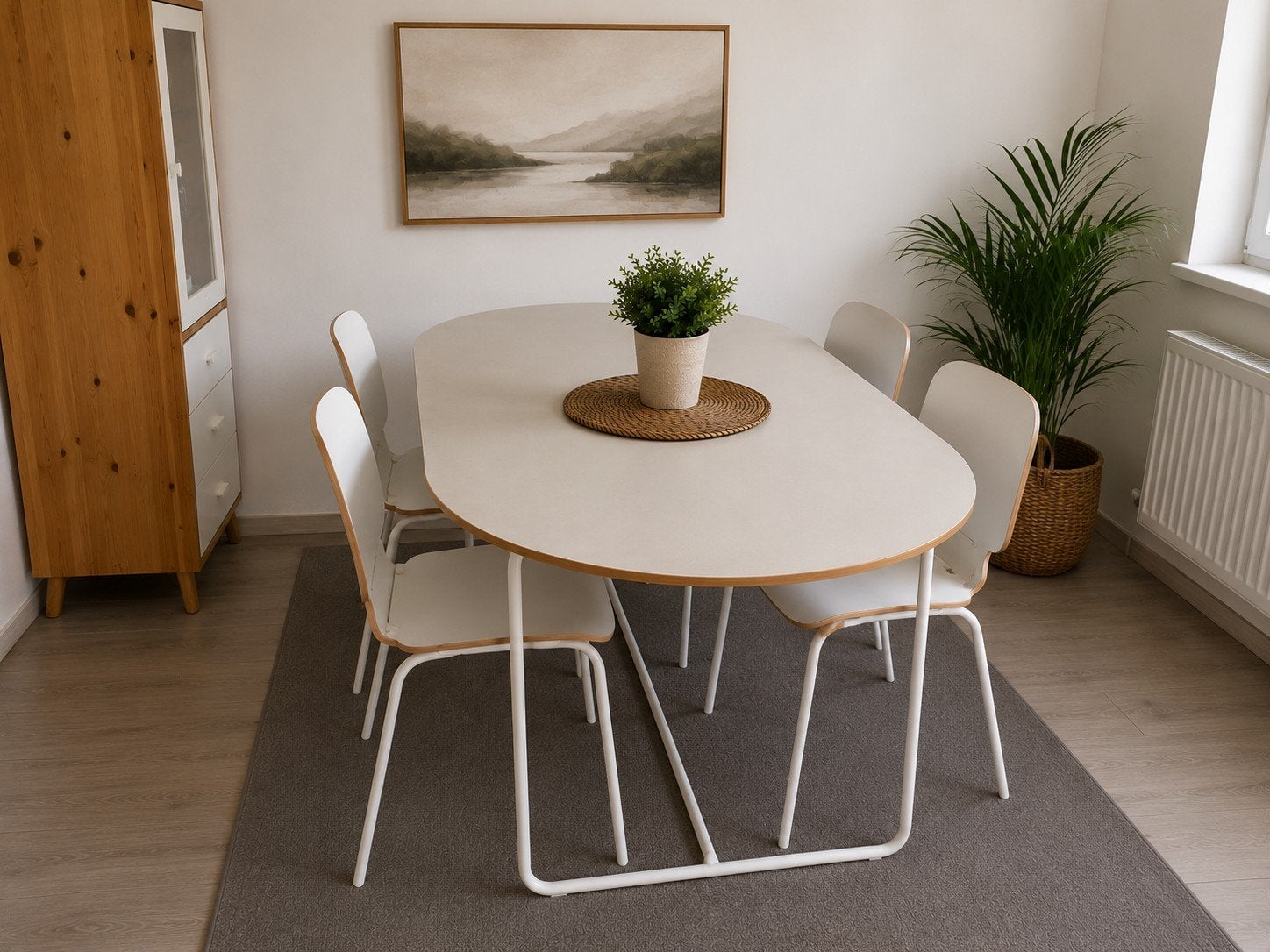 Ovale eettafel met 4 stoelen - Modern design, Huis en Inrichting, Tafels | Eettafels, Gebruikt, 50 tot 100 cm, 150 tot 200 cm
