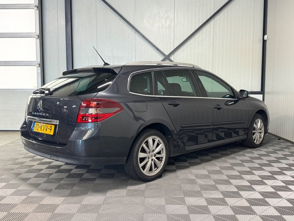 Renault Laguna Estate 2.0 16v | Dynamique | Airco-Ecc | Crui, Auto's, 13 km/l, Laguna, Navigatiesysteem, Gebruikt