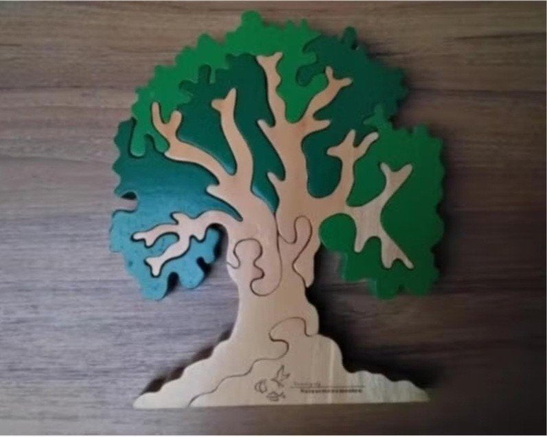 Houten puzzel in vorm van een boom (natuurmonumenten), Ophalen, Minder dan 500 stukjes, Zo goed als nieuw, Legpuzzel