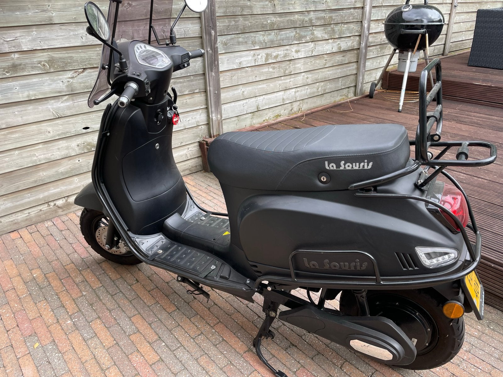 La Souris elektrische scooter E-Sourini Zo goed als nieuw, Ophalen of Verzenden, Zo goed als nieuw, Elektrisch, Overige merken