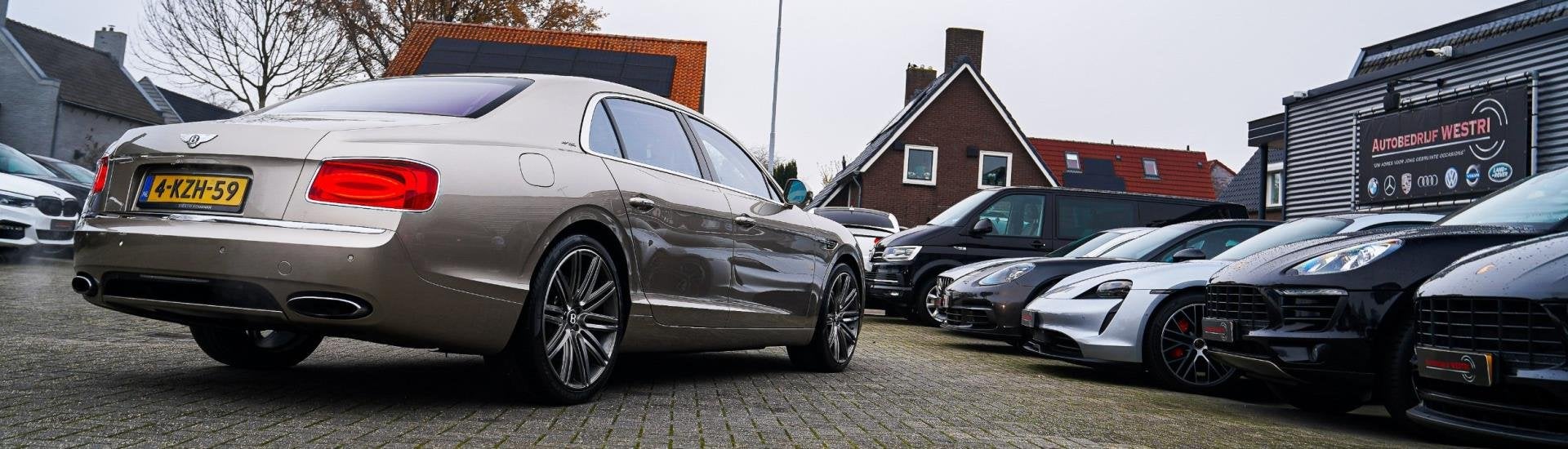 Bentley Flying Spur 6.0 W12 | Massage voor/achter | Pano | S, Automaat, Euro 5, Gebruikt, Beige