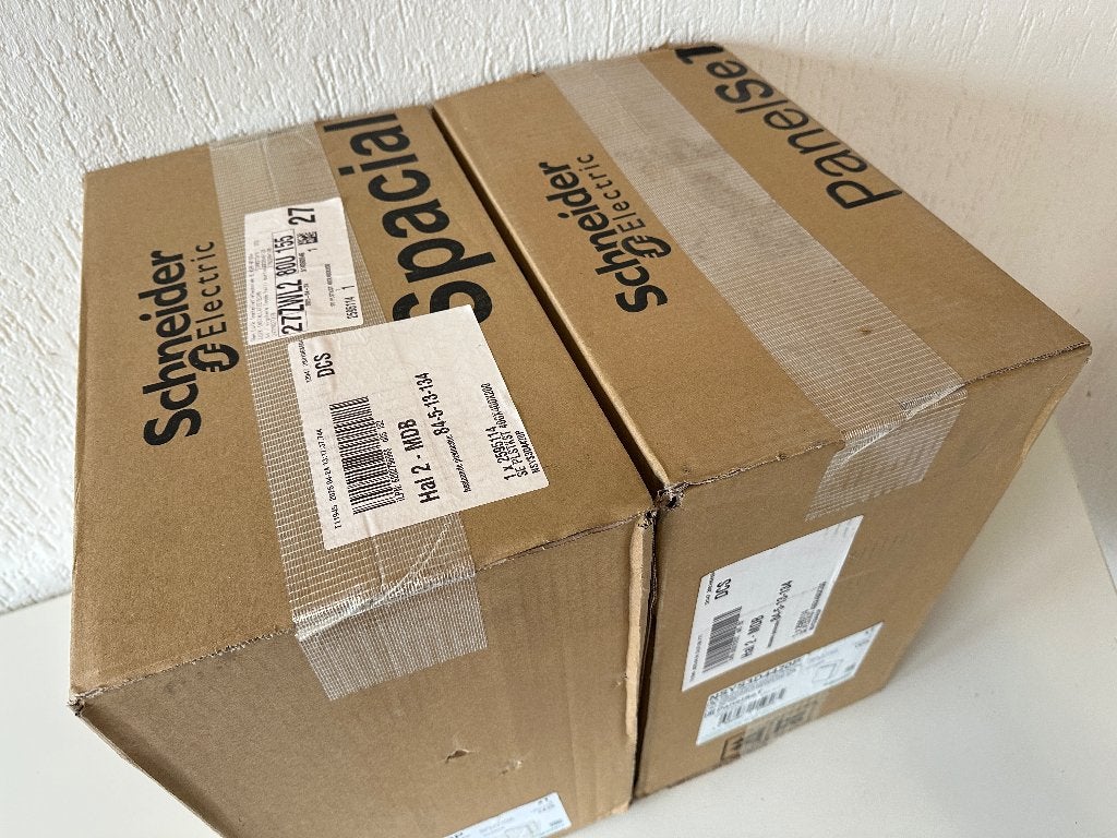 (2x) Schneider schakelkast NSYS3D4420P, Ophalen, Nieuw
