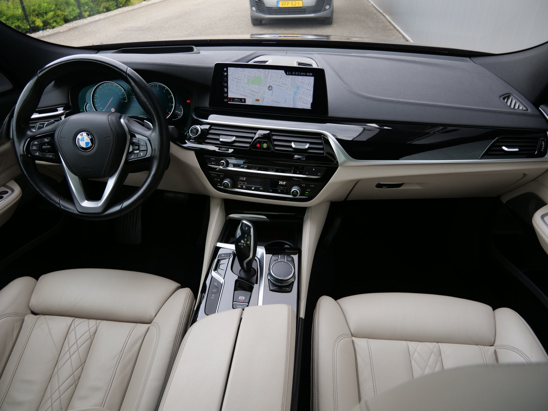 BMW 6 Serie Gran Turismo 630i High Executive 259 Pk Automaat, Automaat, 1998 cc, Gebruikt, 4 cilinders