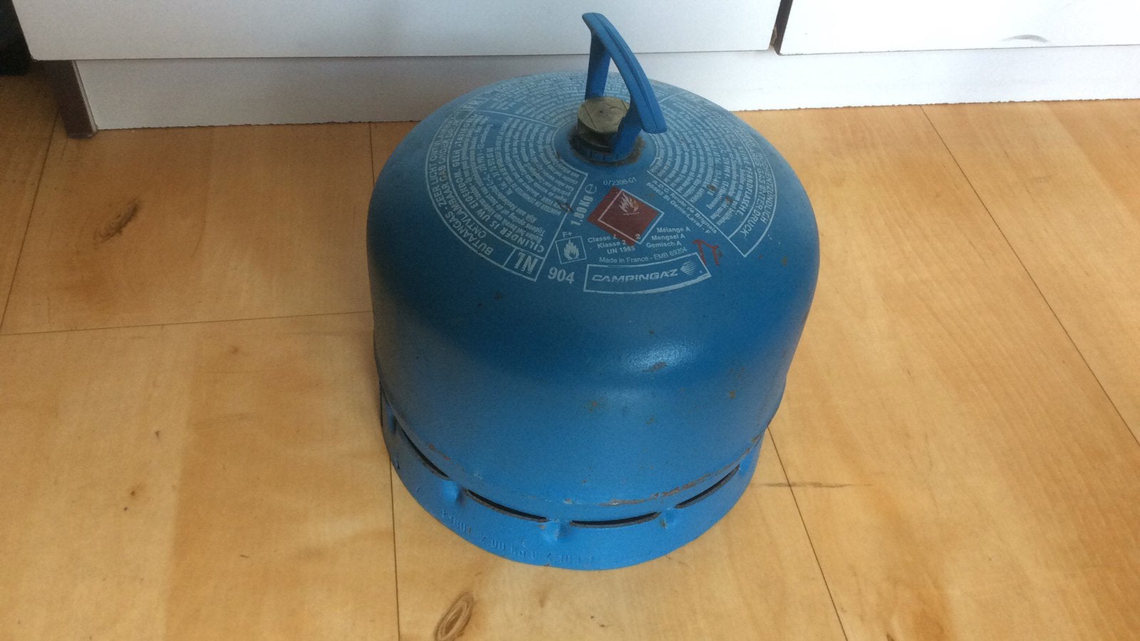 Gasfles 907 en 904 halfvol, Ophalen, Zo goed als nieuw