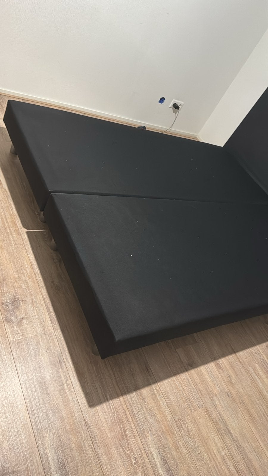 GRATIS OPHALEN: Tweepersoonsbed 160x200 met hoofdbord