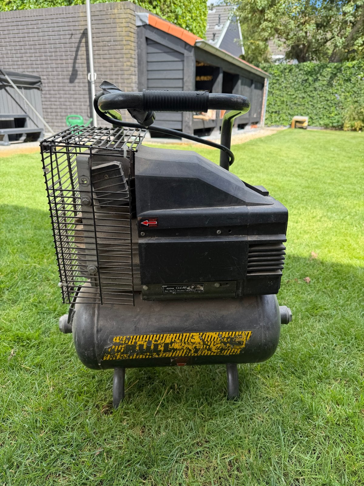 Kleine compressor 10 bar - Nuova Clear-Air, Ophalen, Gebruikt, 10 bar of meer, Minder dan 200 liter/min