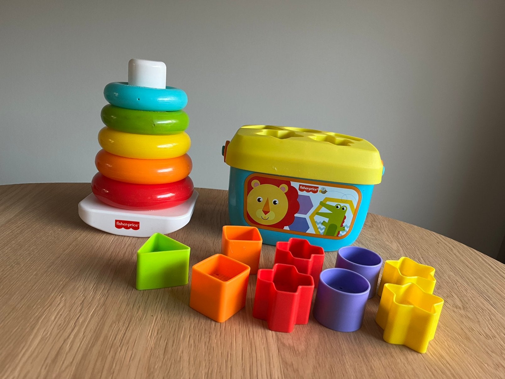 Fisher price stapeltoren en blokkendoos, Ophalen of Verzenden, Zo goed als nieuw, Speelset