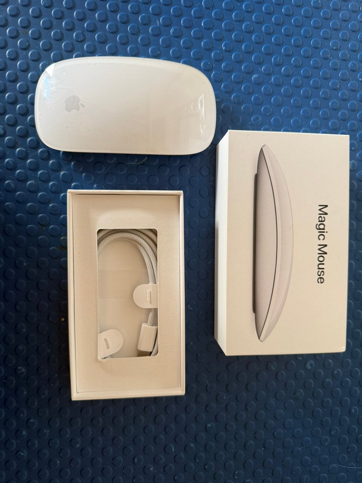 Magic Mouse, Computers en Software, Muizen, Ophalen of Verzenden, Zo goed als nieuw
