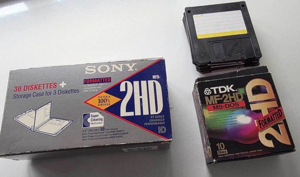 Partij 3.5‑inch diskettes, Ophalen