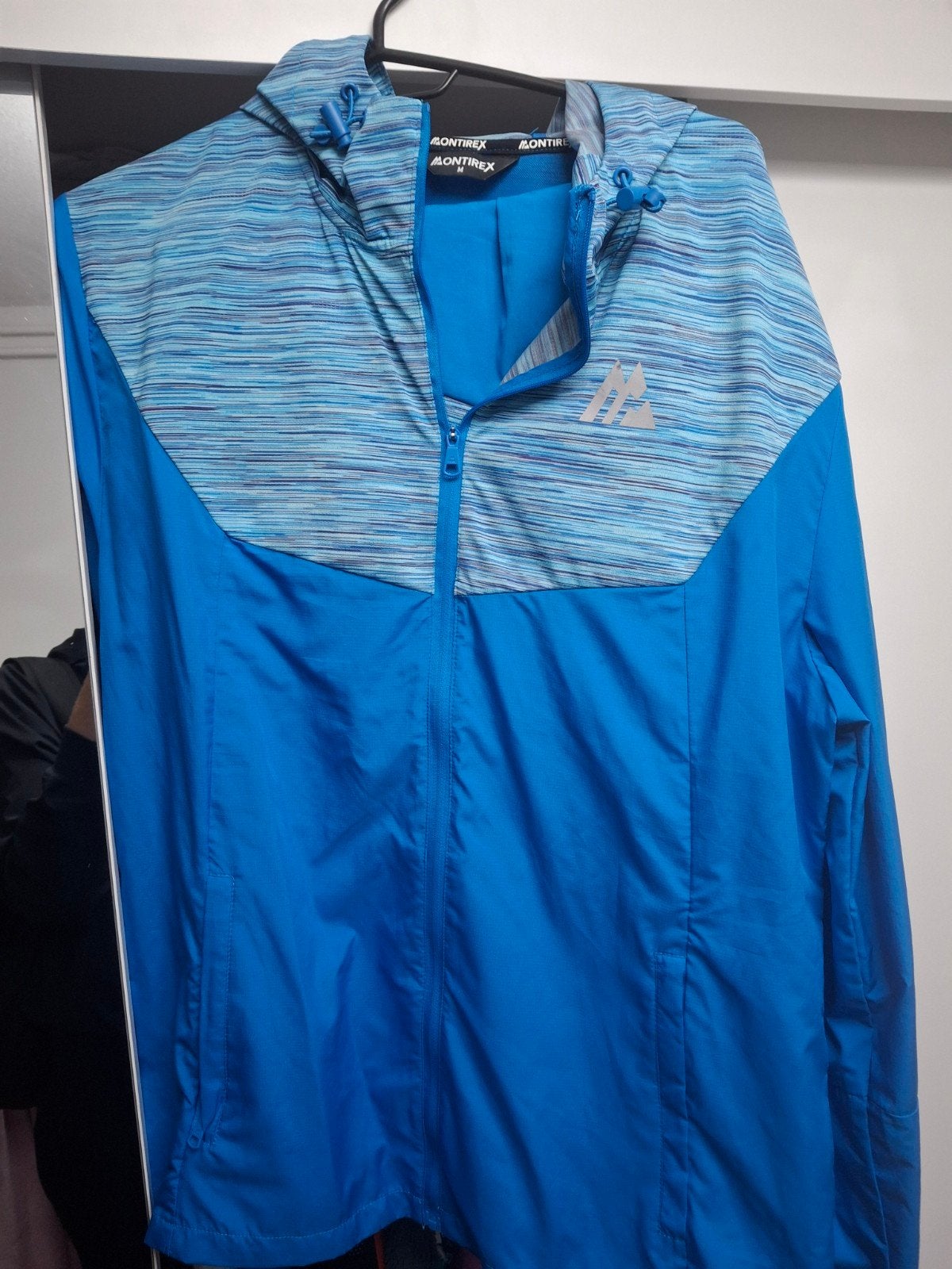 Heren trainingspak montirex maat M met korte broek, Nieuw, Ophalen of Verzenden, Montirex, Algemeen