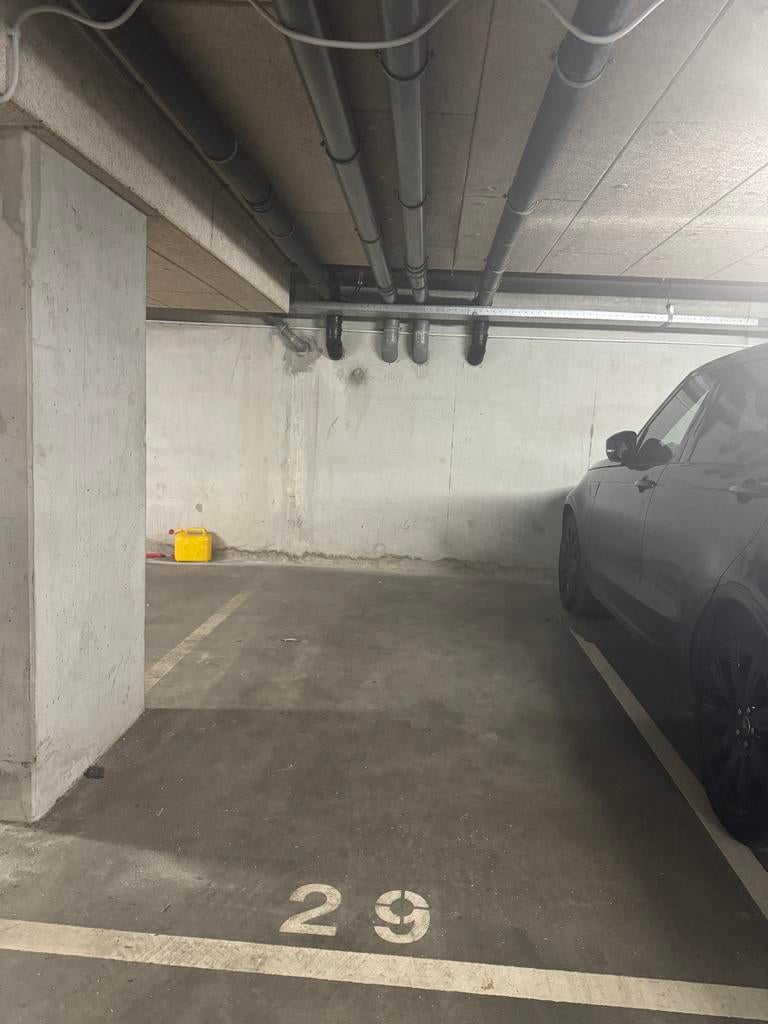 Te huur parkeerplek Amsterdam west, Huizen en Kamers, Garages en Parkeerplaatsen, Amsterdam