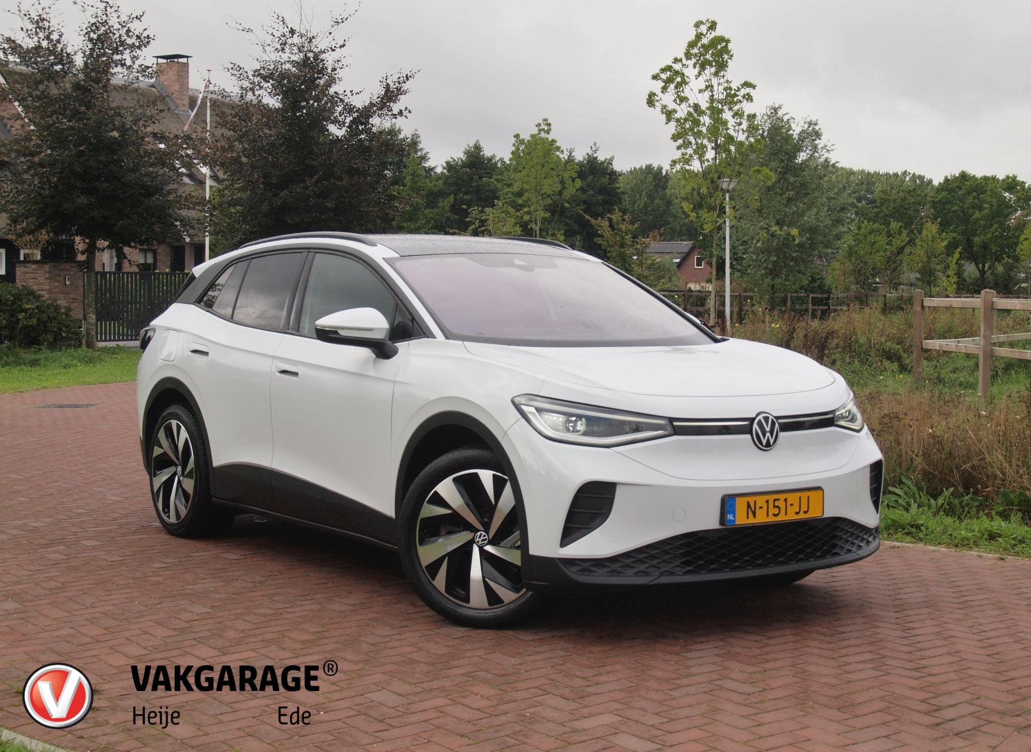 Volkswagen ID.4 Family 77 kWh | Panoramadak | Camera | Sfeer, Automaat, Achterwielaandrijving, Gebruikt, 2020 kg