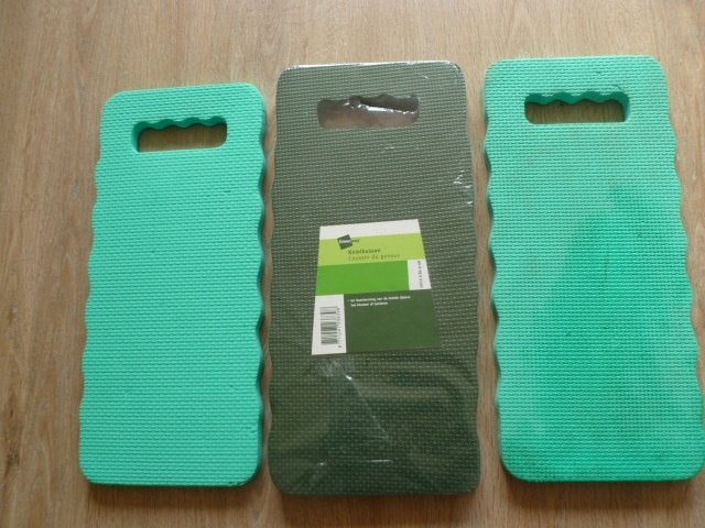Knielkussens voor de tuin. 3 stuks. Nieuw / z.g.a.n., Ophalen of Verzenden, Nieuw, Overige soorten