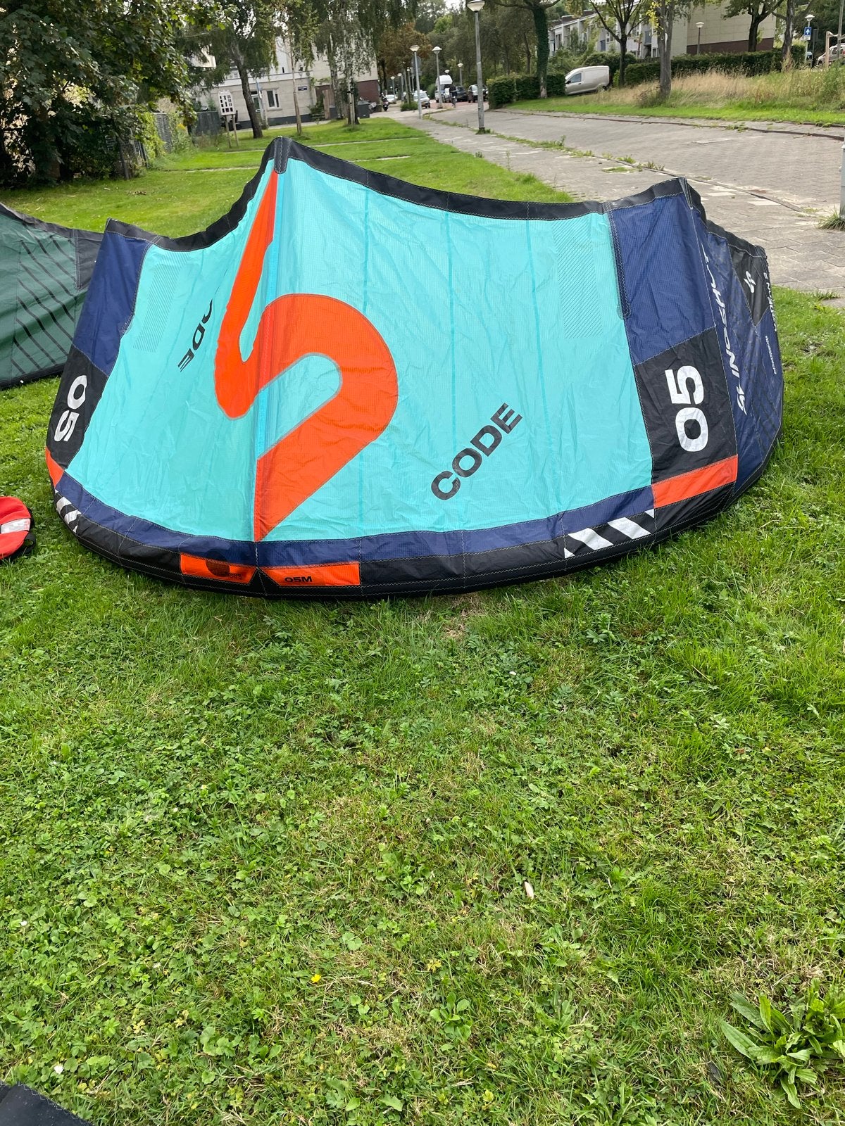 Slingshot Code V2 2025 (5m², 7m², 9m², 12m²), Watersport en Boten, Ophalen, 9 m², Geen board, Zo goed als nieuw