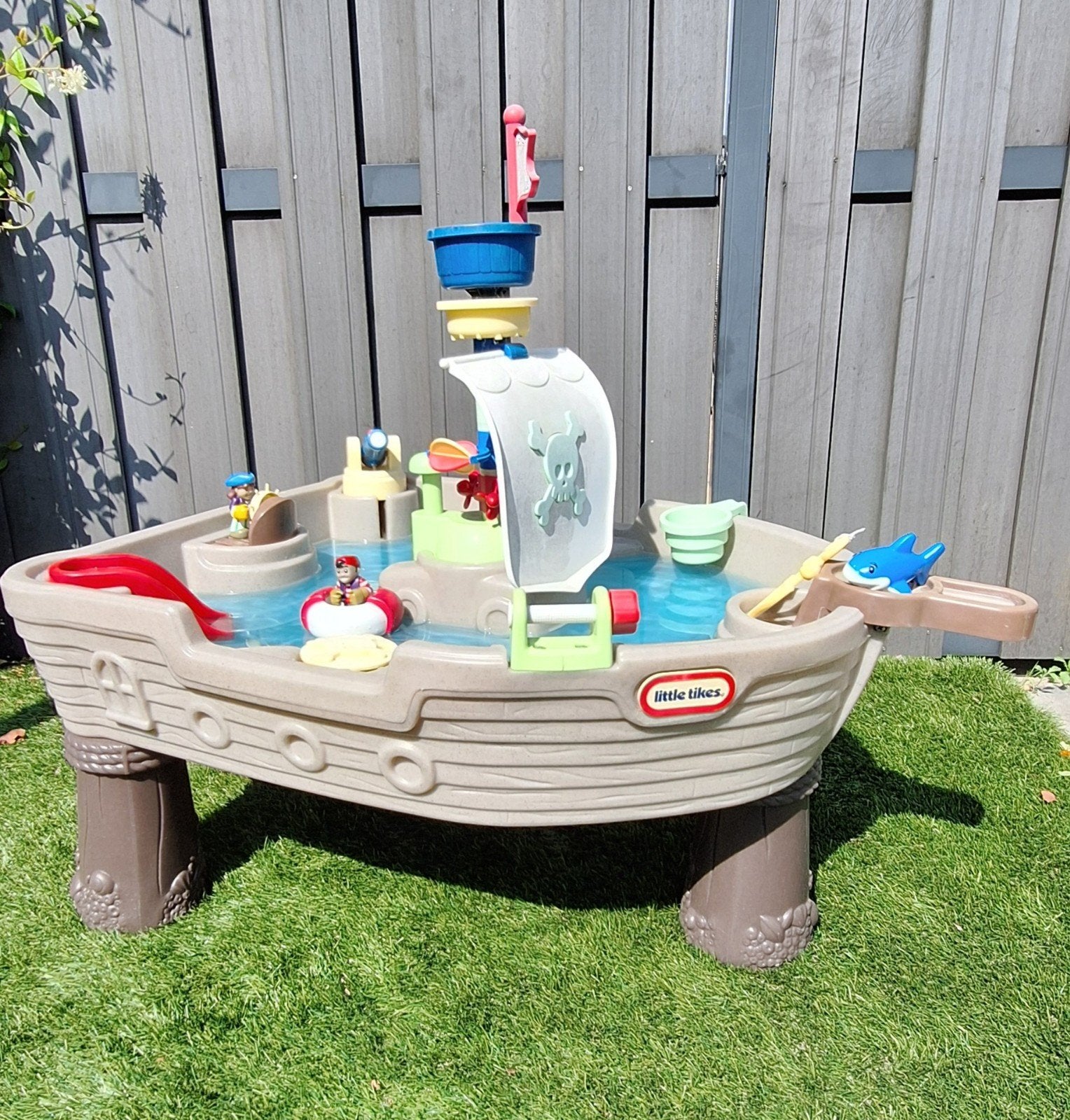 Watertafel Little Tikes piratenboot, Ophalen, Gebruikt