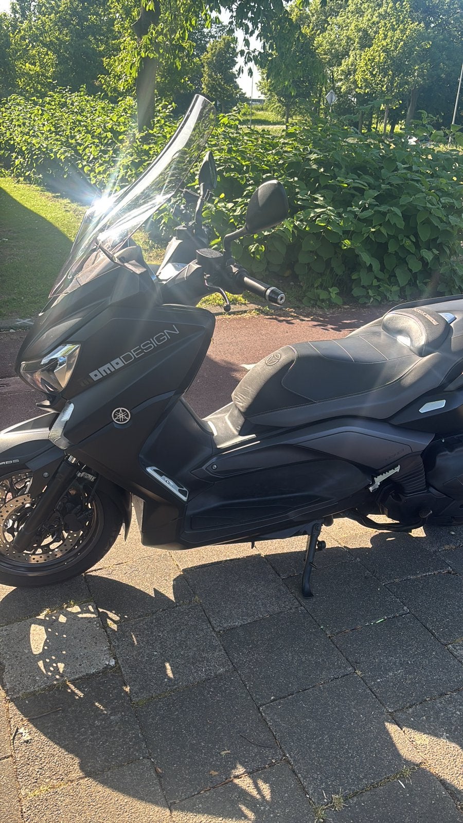 Yamaha Xmax 400, Motoren, Ophalen