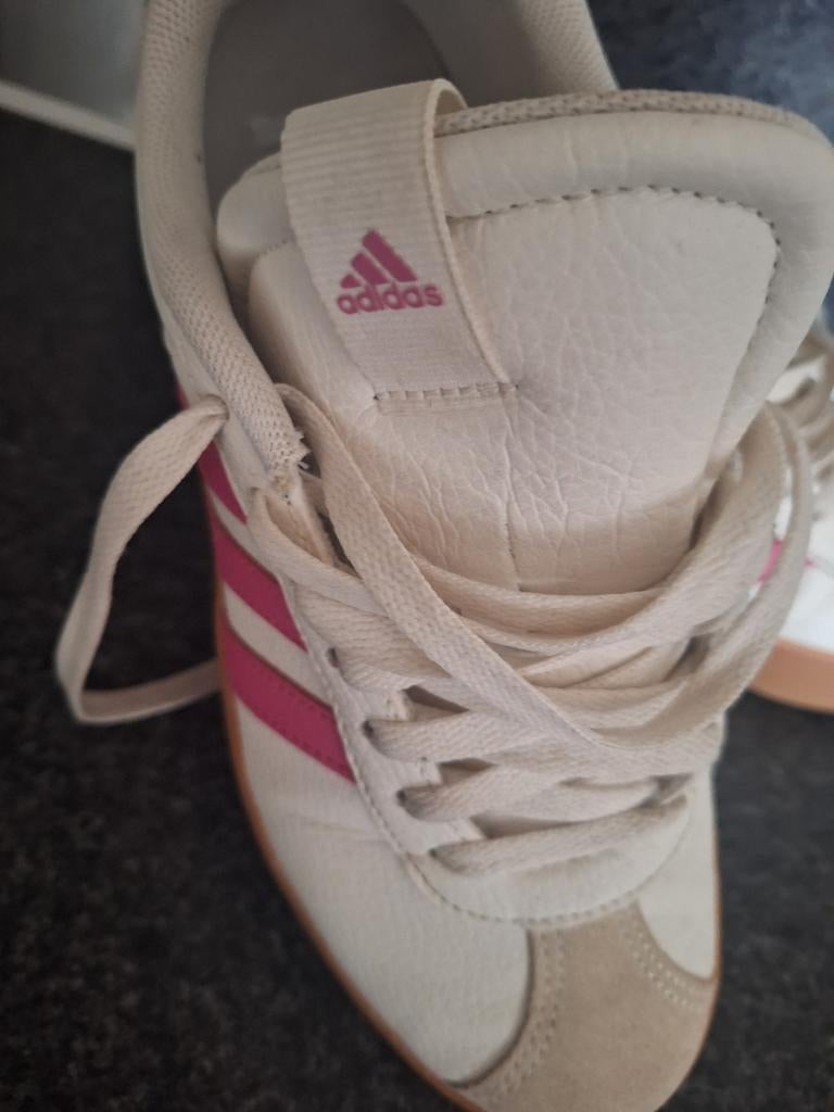 Adidas damessneakers, Ophalen of Verzenden, Zo goed als nieuw, Sneakers of Gympen