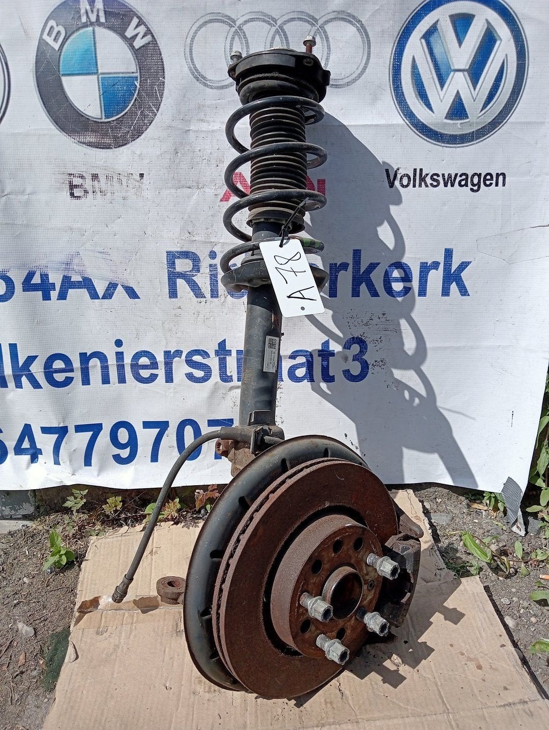 Schokdemperpoot rechts-voor van een Volkswagen Golf, Gebruikt, -, Volkswagen, -