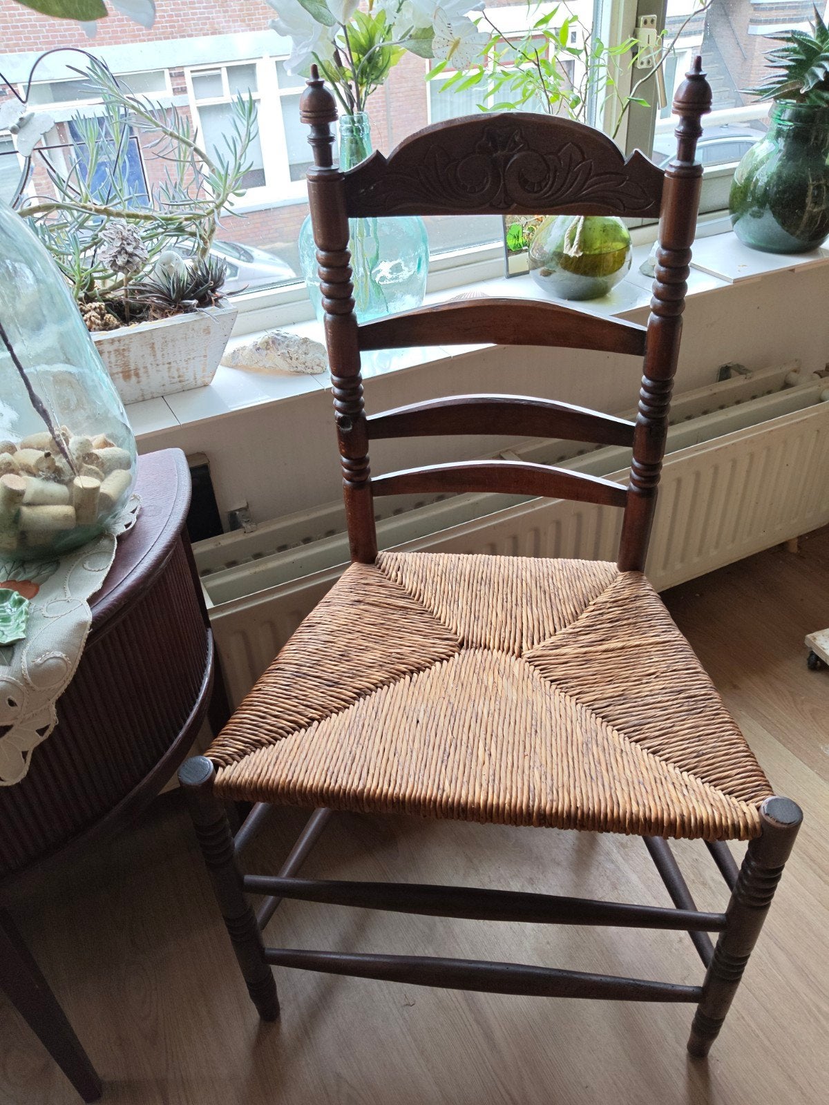Prachtige Oud Hollandse Knopstoel met Bies Zitting, Antiek en Kunst, Antiek | Meubels | Stoelen en Banken, Ophalen of Verzenden