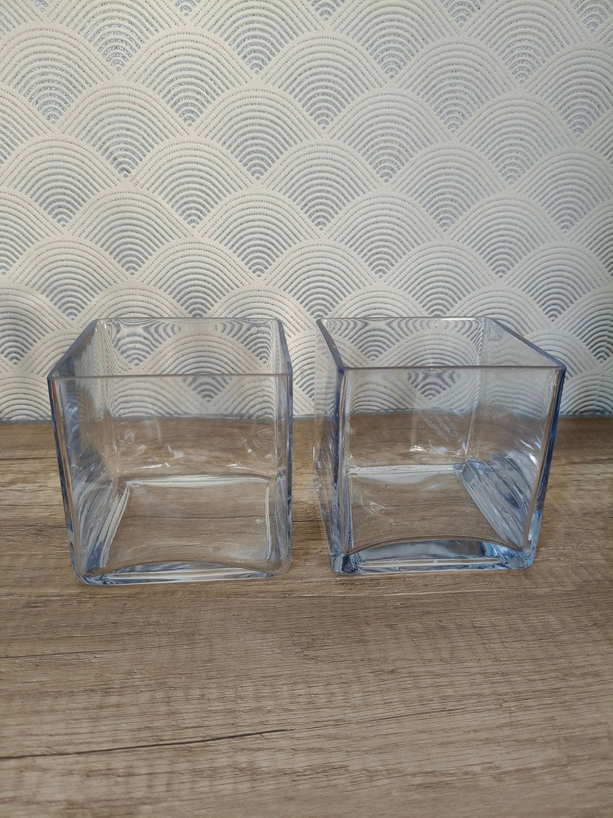 Set van 2 vierkante glazen vazen (accubak) - Zgan, Schaal, Vierkant, Ophalen of Verzenden, Glas