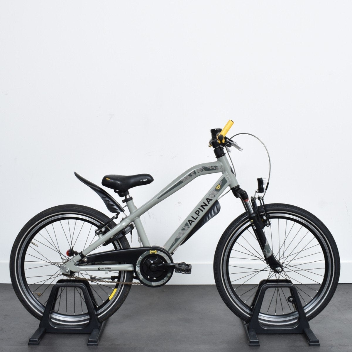 Alpina Trial 22 inch Jongens Desert Grey, Fietsen en Brommers, Fietsen | Kinderfietsjes, Ophalen, 20 inch of meer, Gebruikt, -