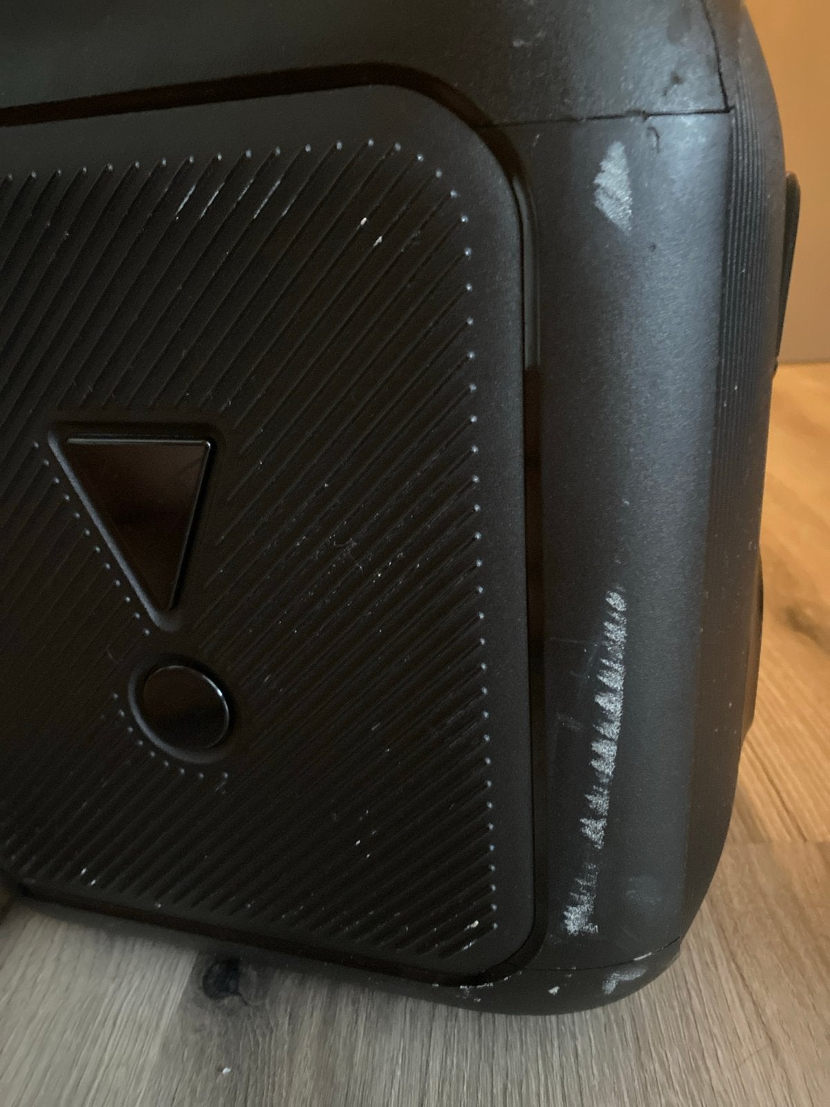 Foto 5 van JBL PartyBox Encore Essential + doos + lader