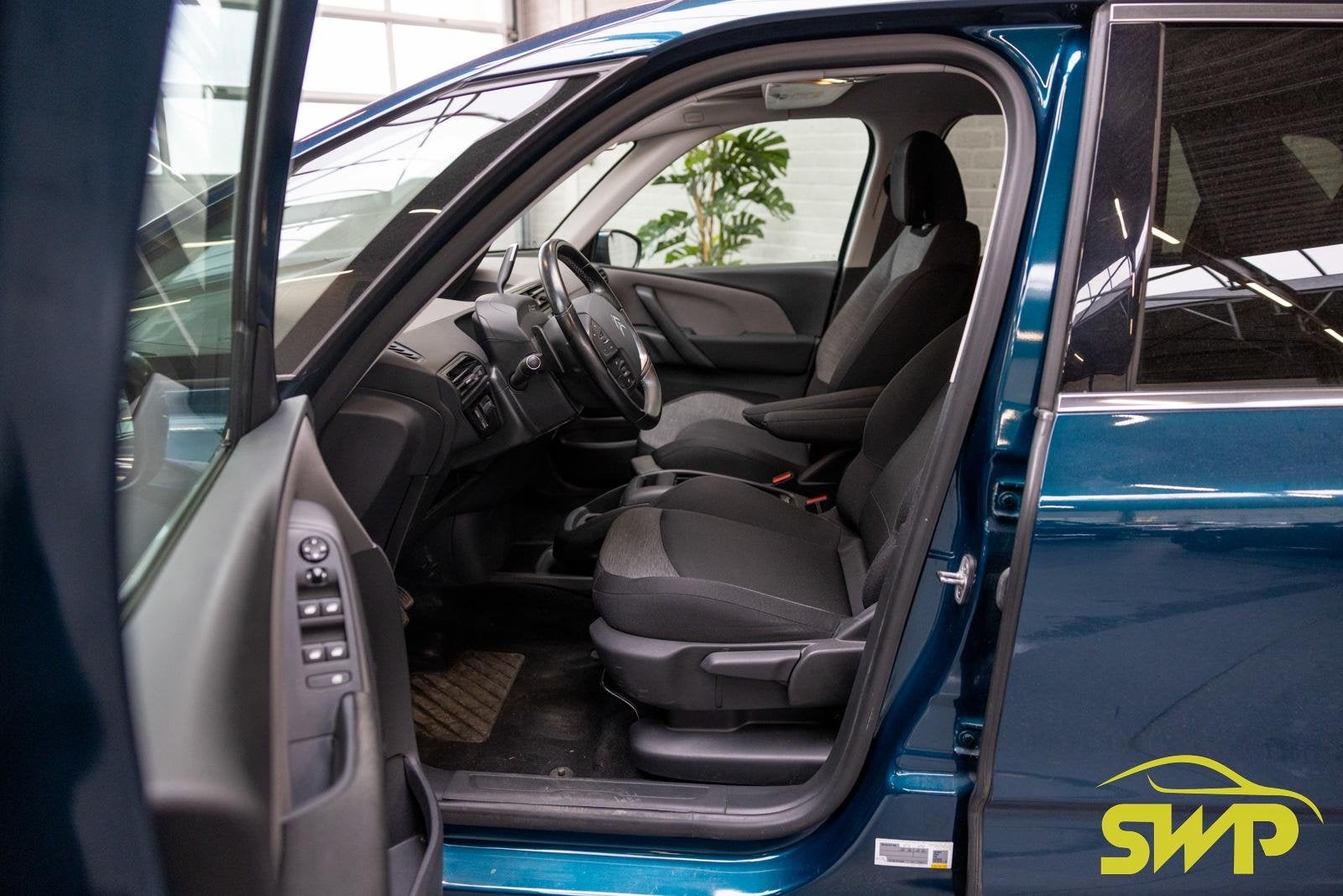 Citroen C4 SpaceTourer 1.2 PureTech Shine | ACC | Navi | Cam, Gebruikt, 1199 cc, Blauw, 19 km/l