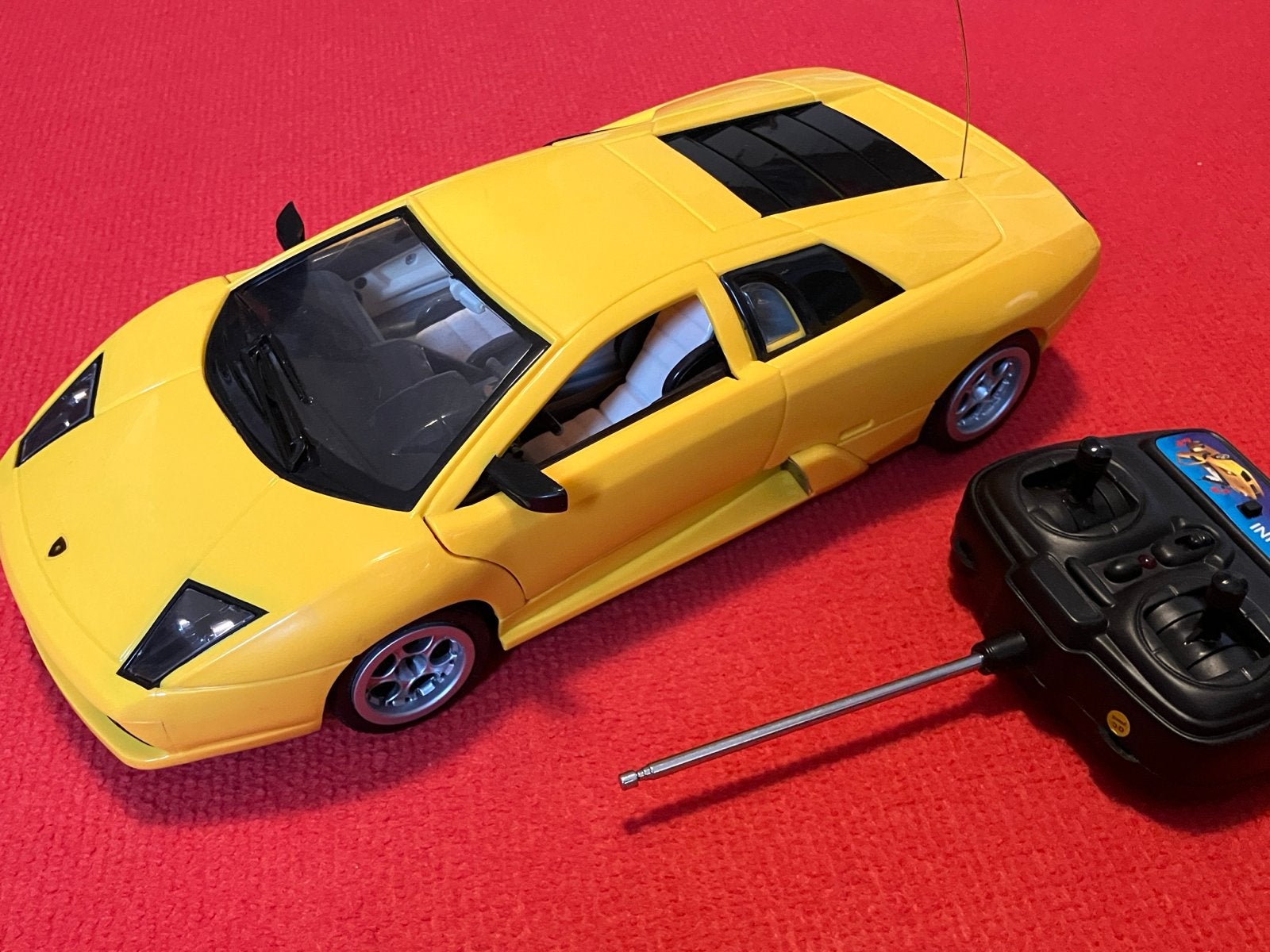 RC Lamborghini Murciélago - Geel, 35 cm, Elektro, Ophalen of Verzenden, Zo goed als nieuw, Auto onroad