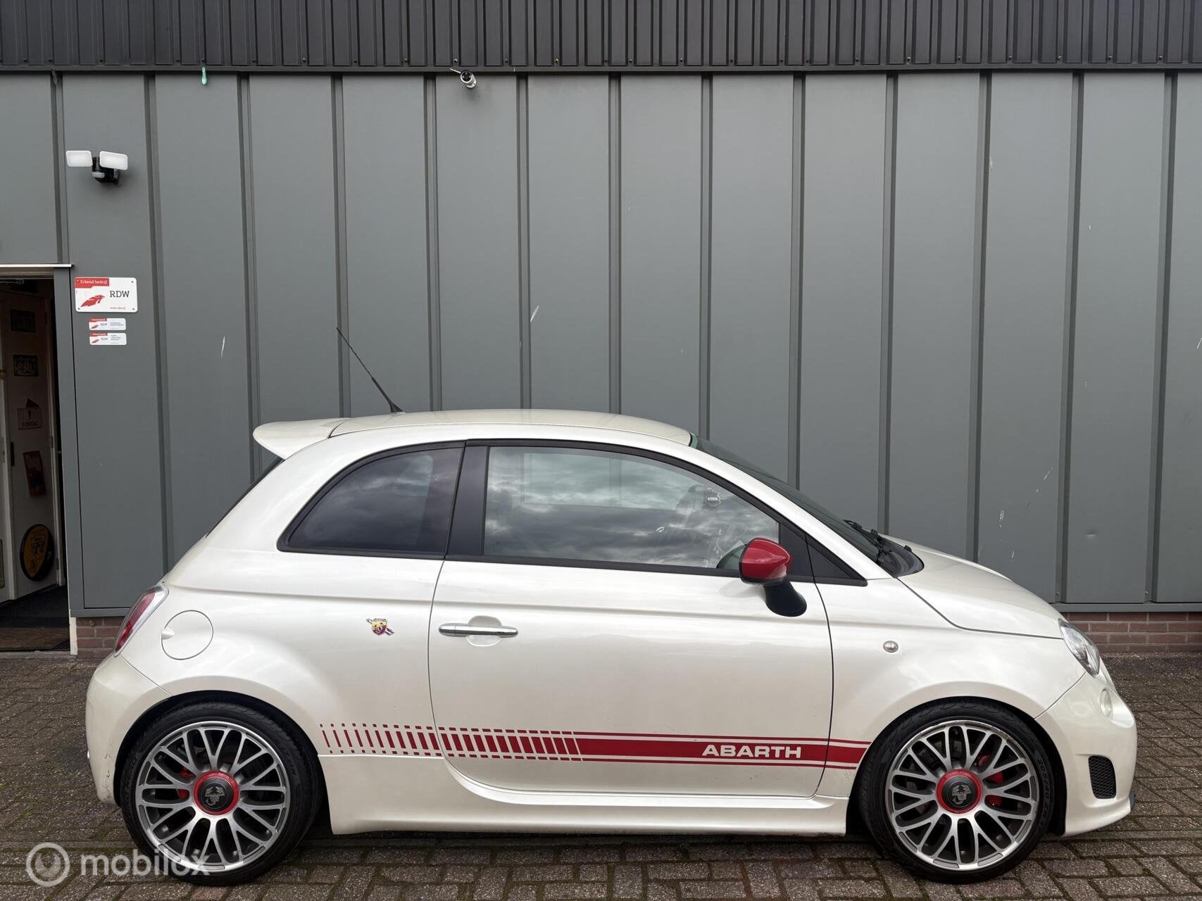 Fiat 500 1.4-16V Abarth - APK - Leder - Airco, Auto's, Voorwielaandrijving, Euro 5, Zwart, 4 cilinders