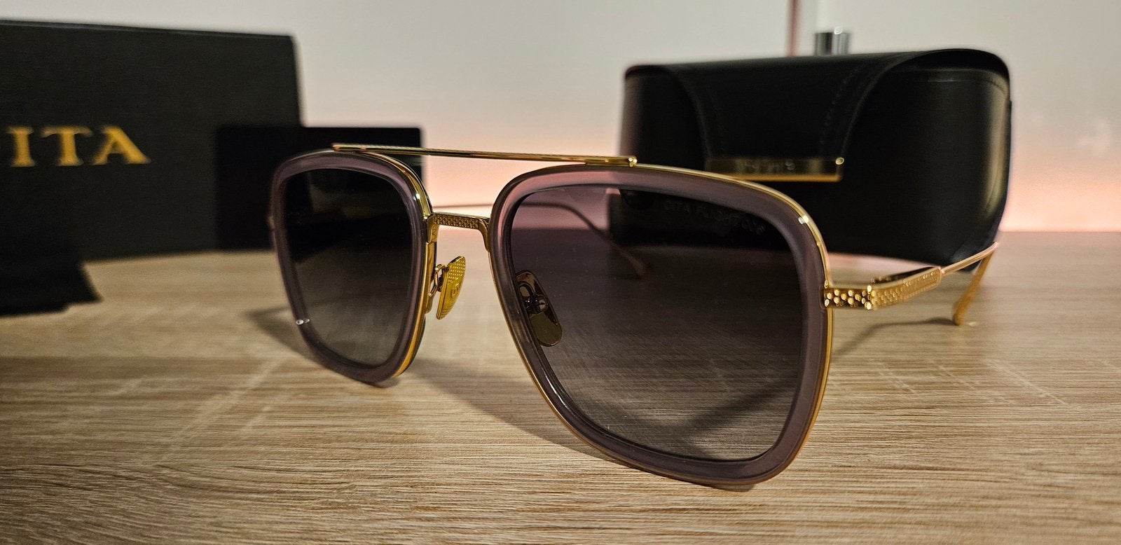 Dita flight 006 zonnebrillen | Diversen kleuren + toebehoren, Ophalen of Verzenden, Nieuw, Bril, Overige merken
