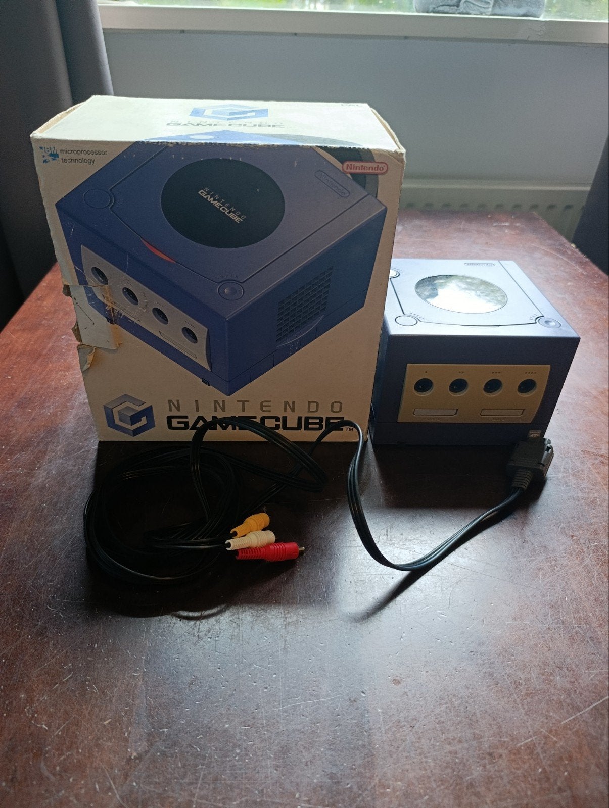 game cube met doos, Spelcomputers en Games, Spelcomputers | Nintendo GameCube, Ophalen of Verzenden, Zonder controller