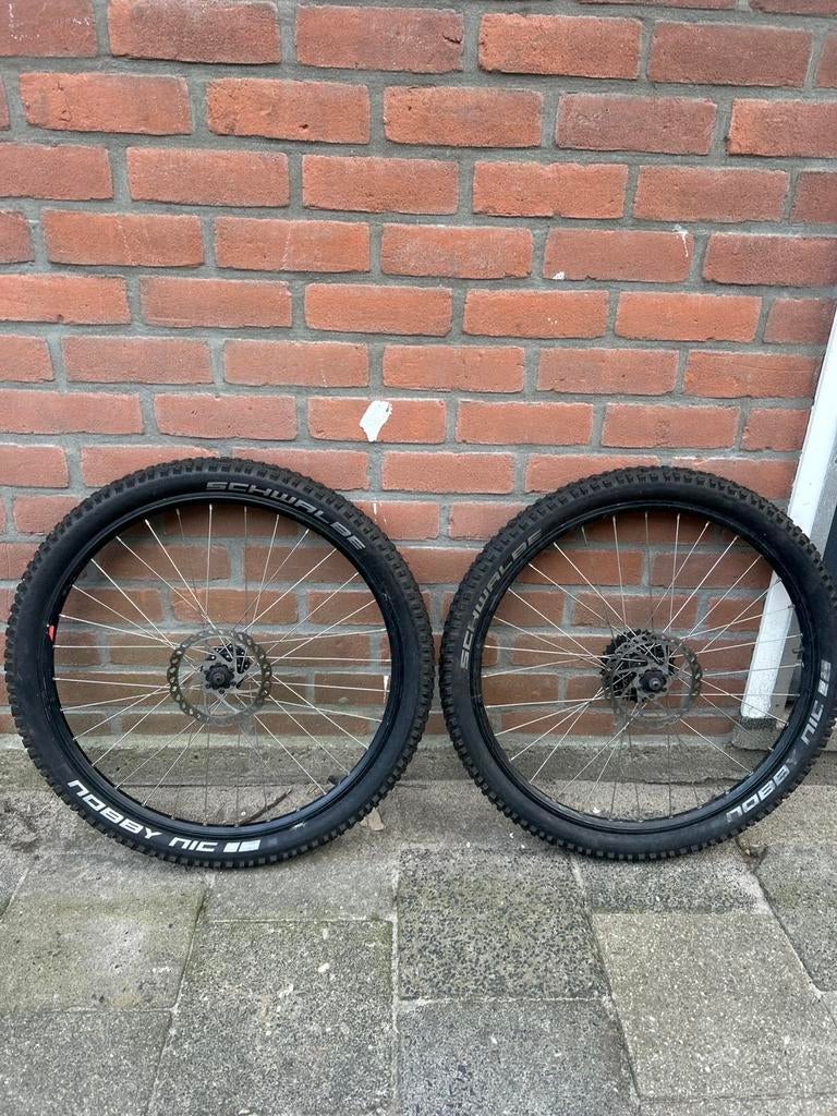Fiets banden, Ophalen, Zo goed als nieuw, Band