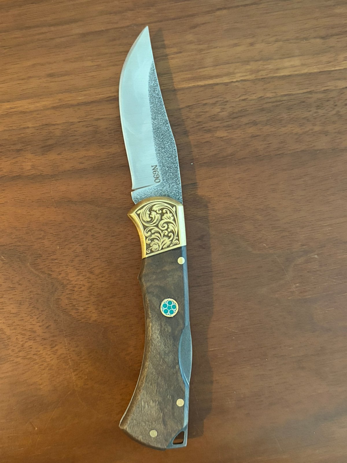 Luxe handgemaakt N690 zakmes hout, gravure&turquoise detail, Ophalen of Verzenden, Nieuw