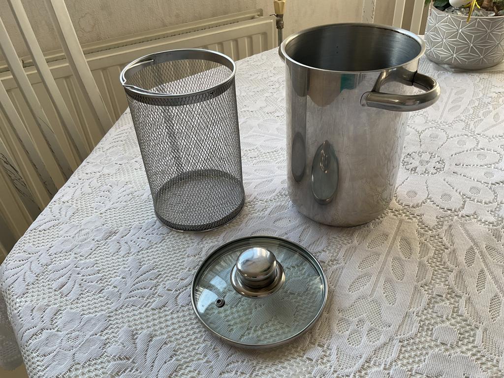 Mooie asperges pan., Ophalen of Verzenden, Zo goed als nieuw, Rvs, Koekenpan of Braadpan