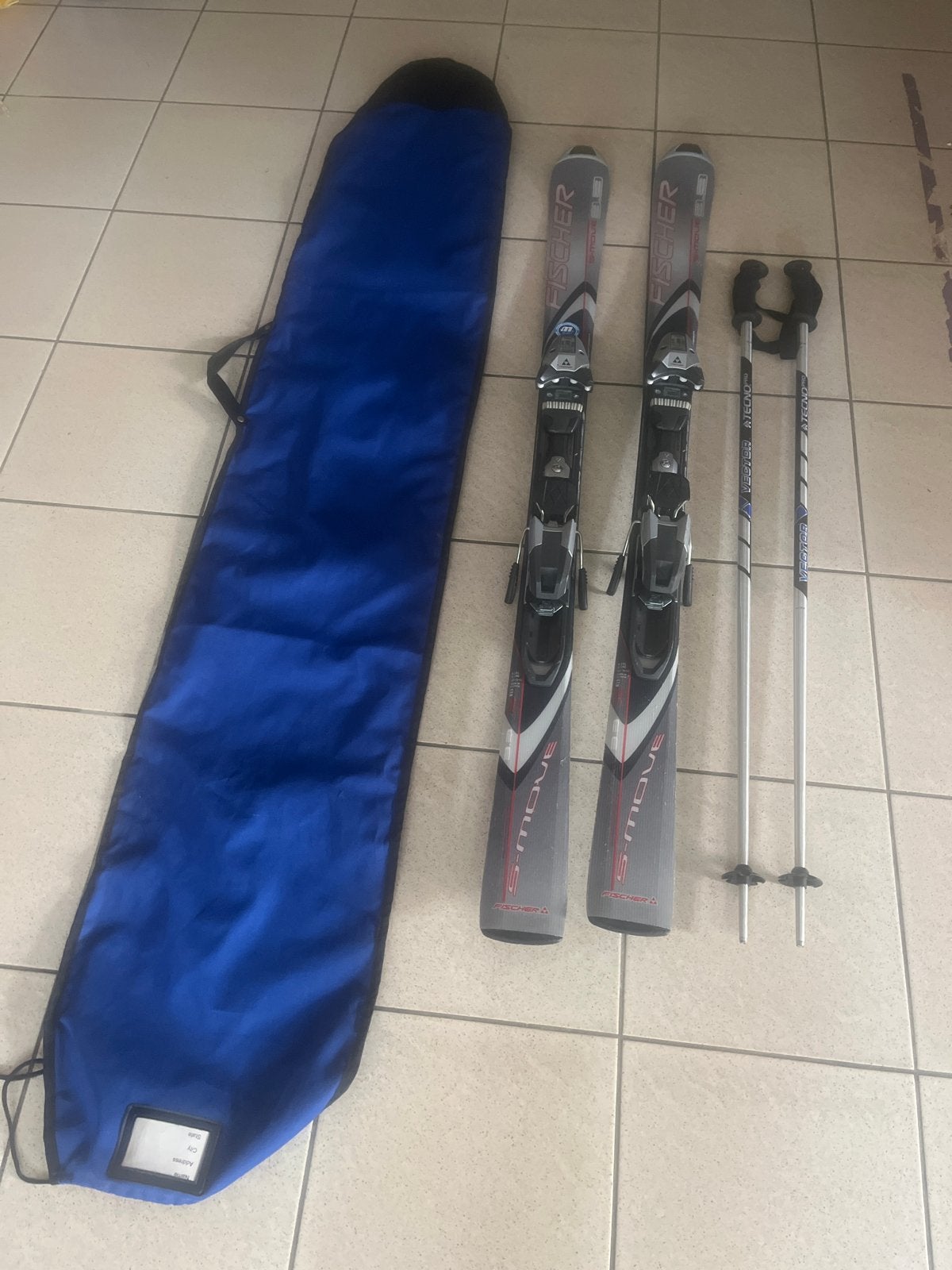 Fischer S-Move Ski's met Tecno Pro stokken en tas, Sport en Fitness, Skiën en Langlaufen, Gebruikt, Ski's, Skiën, Fischer, 140 tot 160 cm