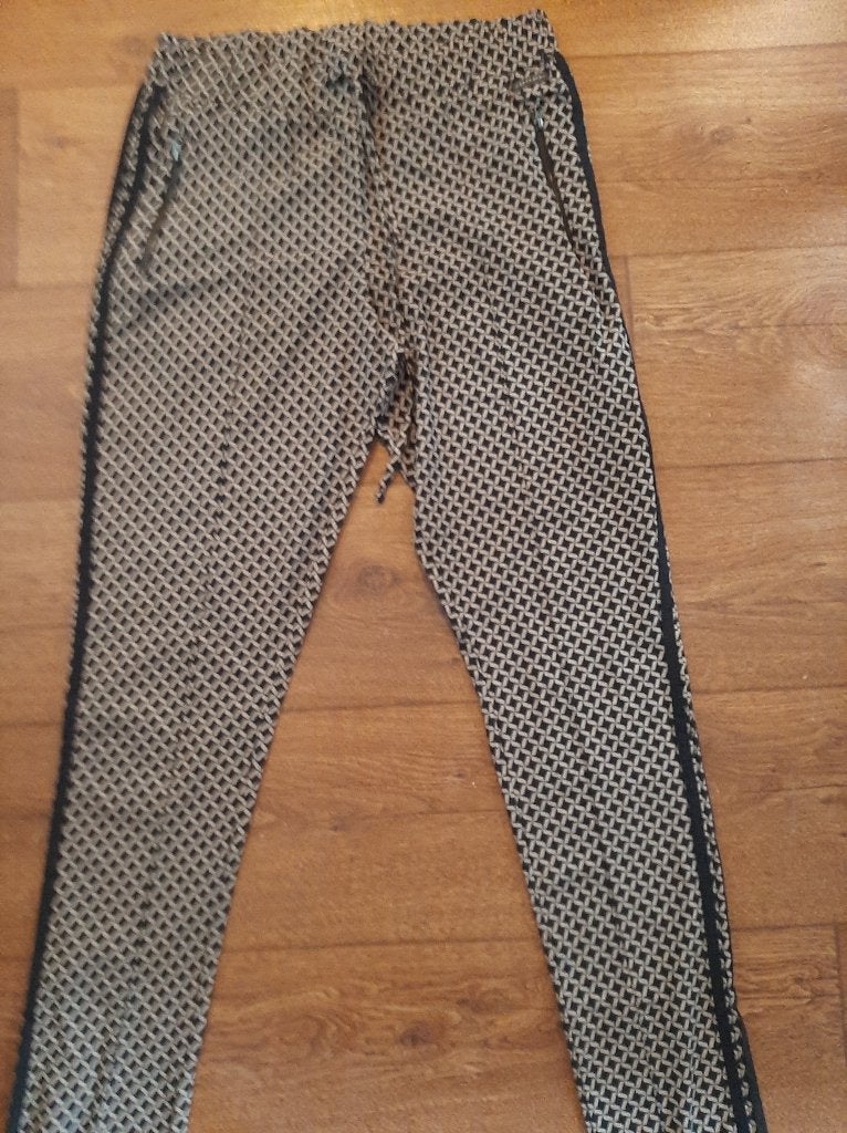 Mooie broek maat L van ZOSO ., Maat 38/40 (M), Meerkleurig, Ophalen of Verzenden, Zo goed als nieuw