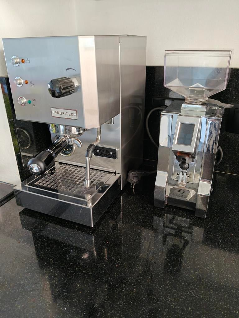 Prosumer Espressoset: Profitec Go + Eureka Specialita, Witgoed en Apparatuur, Ophalen, Espresso apparaat, Zo goed als nieuw, 2 tot 4 kopjes