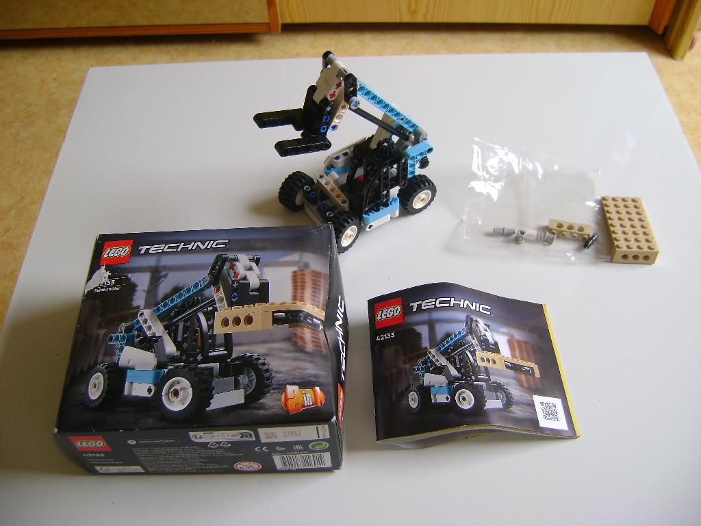 technisch lego soort hoogwerker in doos met boekje nr42133, Compleet, Overige thema's, Lego, Ophalen of Verzenden