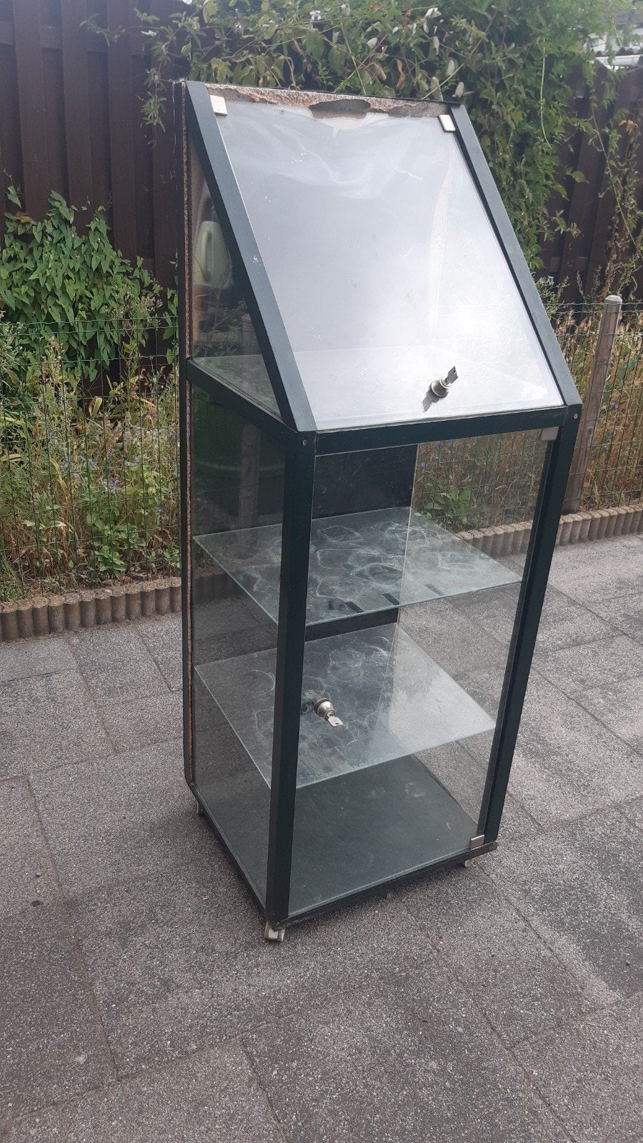 GRATIS: Glazen vitrine kast groen - Plantenbieb (OPKNAPPER), Ophalen, Gebruikt, Met deur(en), 100 tot 150 cm