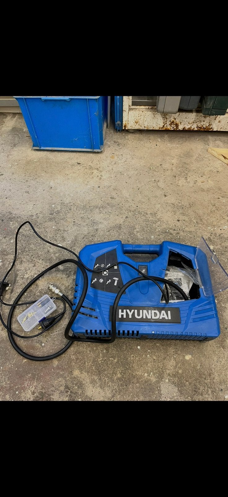 Hyundai compressor 55791/BC1100, 100 liter of meer, Ophalen, Zo goed als nieuw, Minder dan 200 liter/min