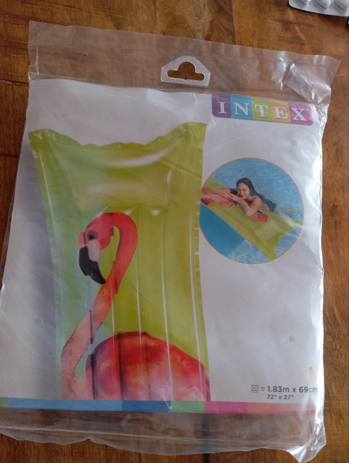 intex  Opblaasbaar drijfbed 1.83x69 cm, Ophalen, Nieuw, Verlichting