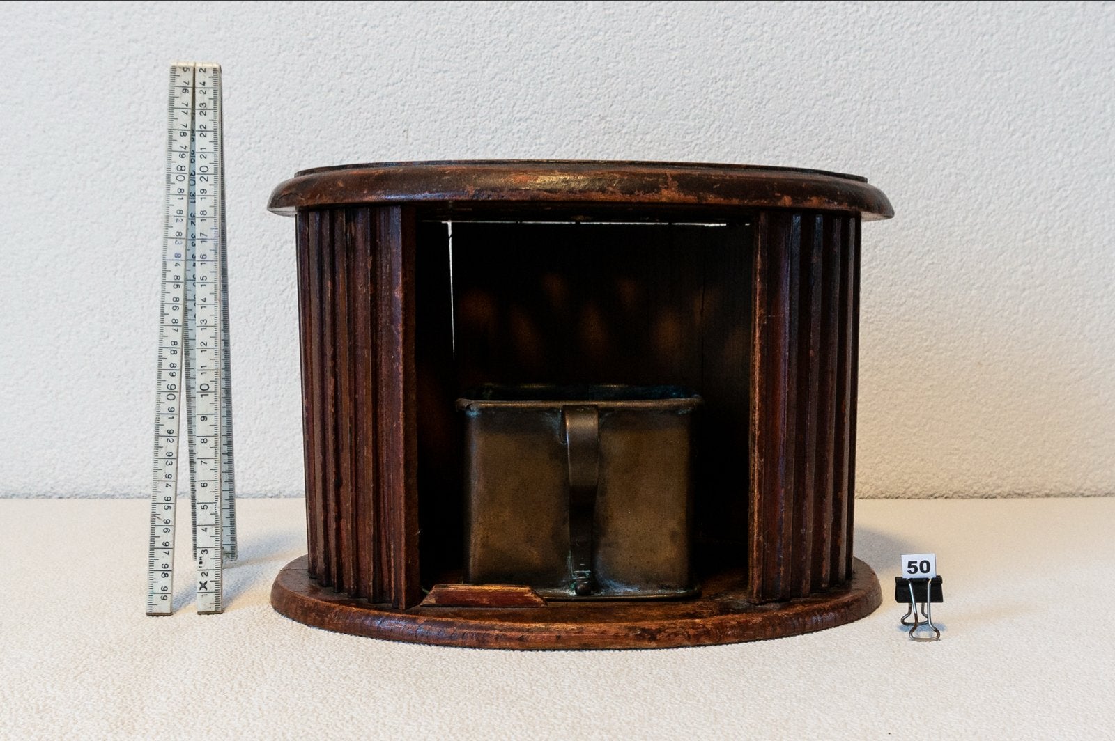 Antieke houten voeten stoof met koperen binnenbak, 1889, Antiek en Kunst, Ophalen