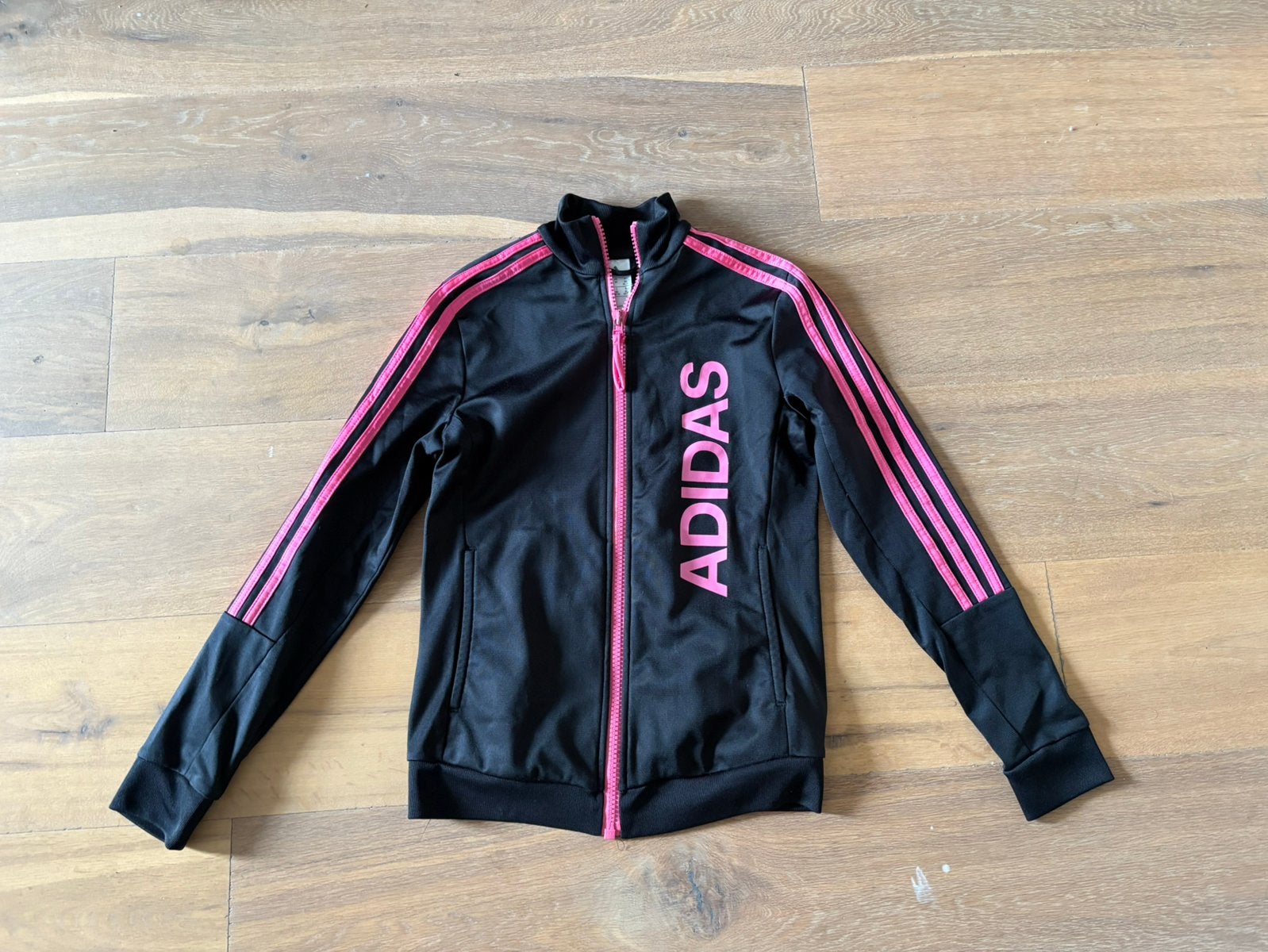Adidas trainingsjasje xs / 164, Ophalen of Verzenden, Zo goed als nieuw, Meisje