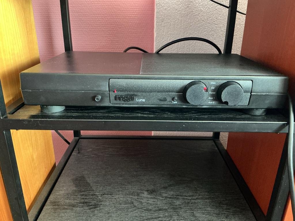 Rega Luna Stereo Versterker - Uitstekende Staat, Audio, Tv en Foto, Overige merken, Gebruikt, Ophalen of Verzenden, Minder dan 60 watt