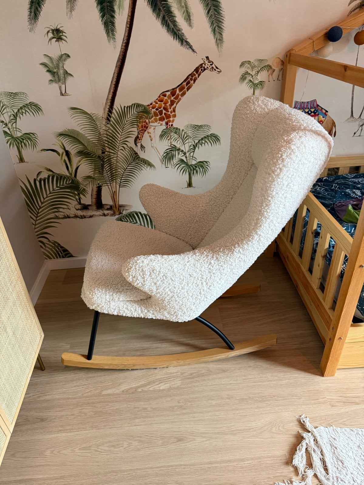 Zo goed als nieuwe Quax schommelstoel, Huis en Inrichting, Stoelen, Ophalen, Wit, Zo goed als nieuw, Eén