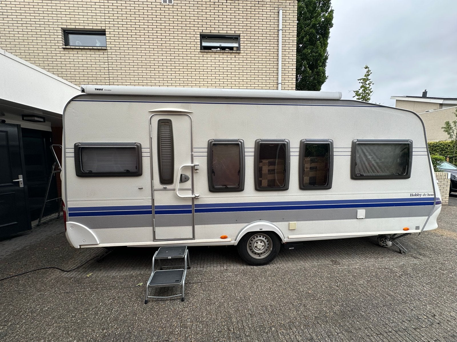 Hobby 520 TMF uit 2008 - bankairco, cassette luifel, mover, Vast bed, Rondzit, Hobby, Particulier