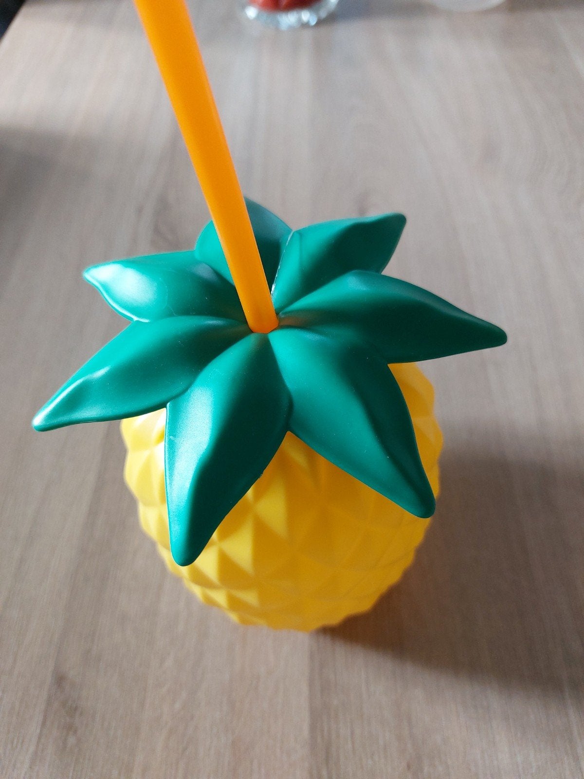 Ananas beker met rietje - Nieuw, Nieuw, Ophalen of Verzenden, Overige stijlen, Overige materialen