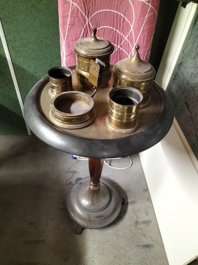 antieke rooktafel uit 1895 compleet met tabakspotten, Ophalen of Verzenden