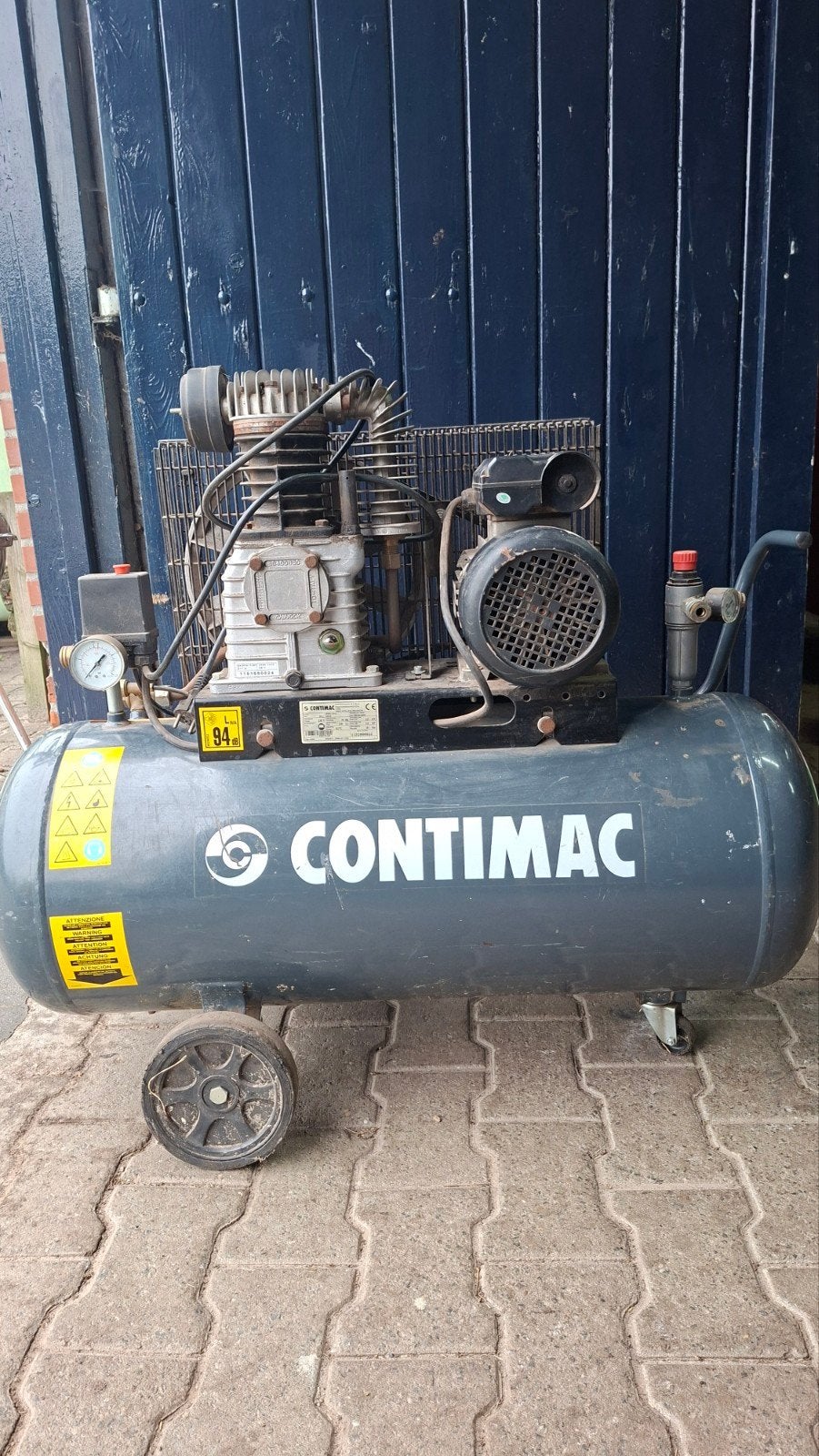 Compressor 100L, 3PK, 220V, Ophalen, Gebruikt, 400 tot 800 liter/min, Mobiel